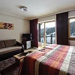 Aparthotel Sissi Park 4*
