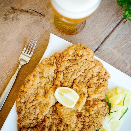 Sissi Park Aparthotel 4*