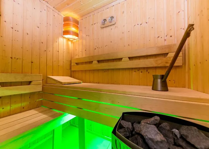 Aparthotel Sissi Park 4*