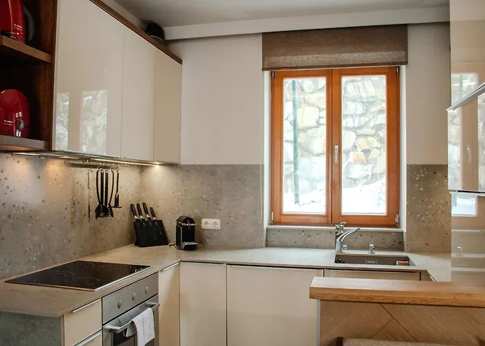 Sissi Park Aparthotel 4*