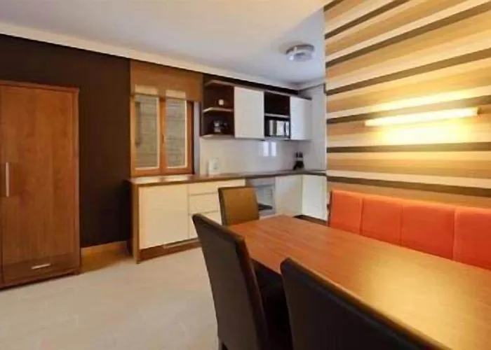 Sissi Park 4* لاختال