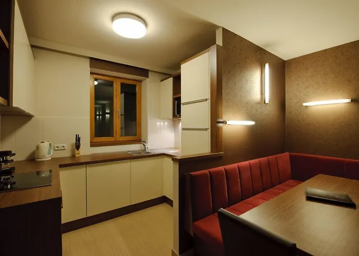 Sissi Park Aparthotel 4*